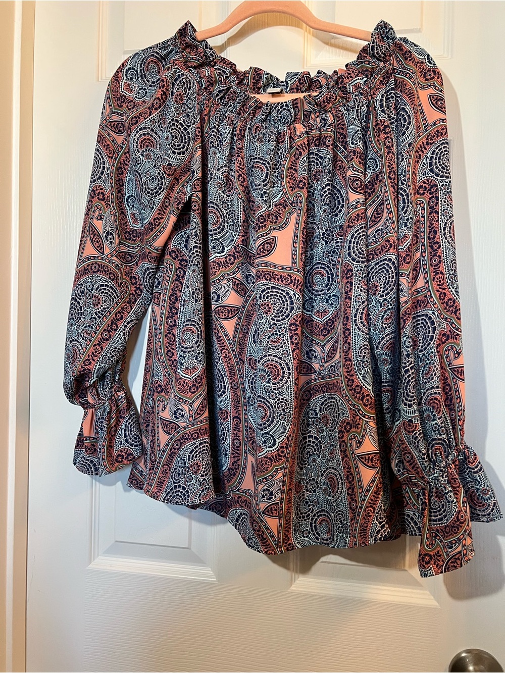 🦋 Paisley Belle & sky  Blouse in Coral and Navy size medium